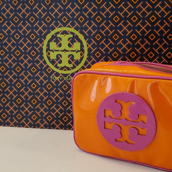Tory Burch Handbags - Tory Burch Cosmetic Case